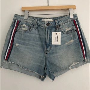 Hidden jeans shorts